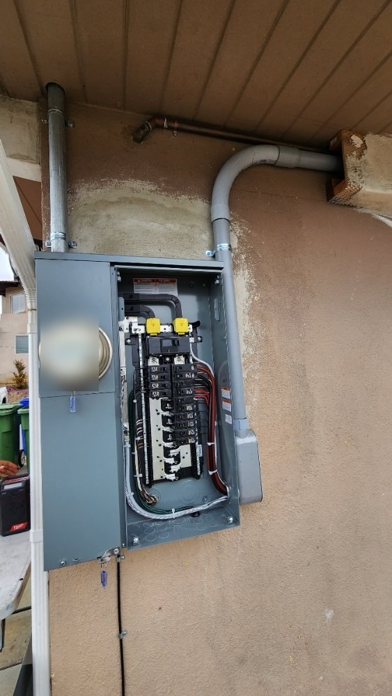Panel upgrade: new Square D main panel, meter socket and conduit